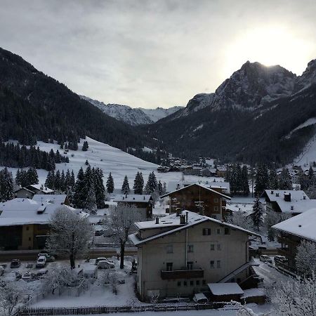 Ciasa Sot Croze Apartment Pozza di Fassa Bagian luar foto